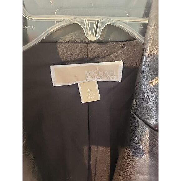 Michael Kors Sleeveless Vest Jacket 1 Button Black Faux Leather Small - Picture 4 of 6